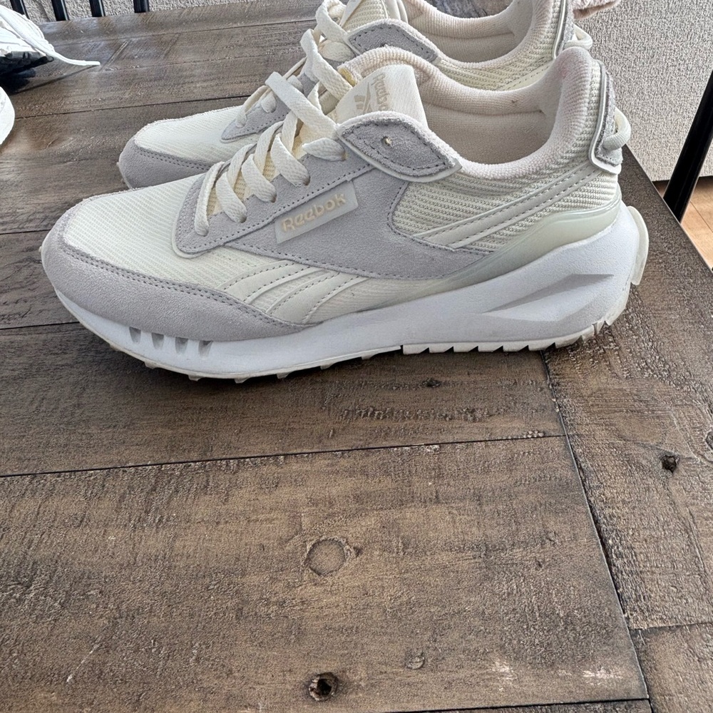 Reebok Off-White and Light Gray Sneakers
